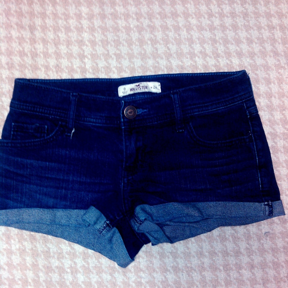 HOLLISTER SHORTS